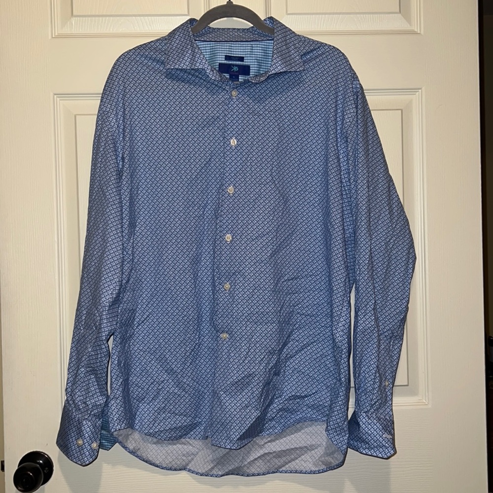 Egara Buttondown